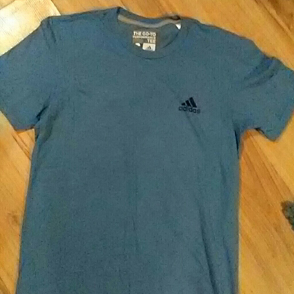 Adidas t-shirt